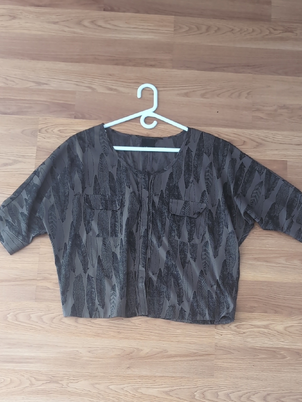 Women's Feather-Pattern Boxy Top in Muted Purple
